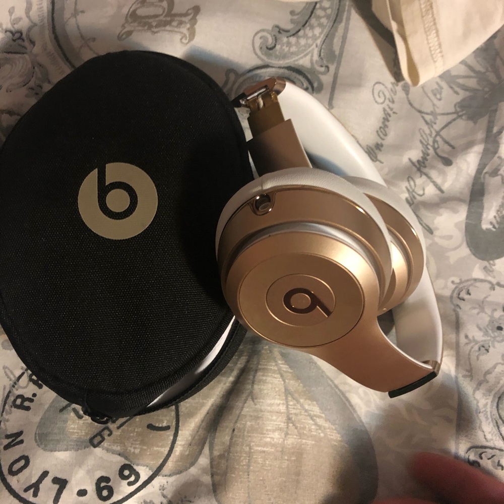 Beats solo 3 wireless - Picture 2 of 4
